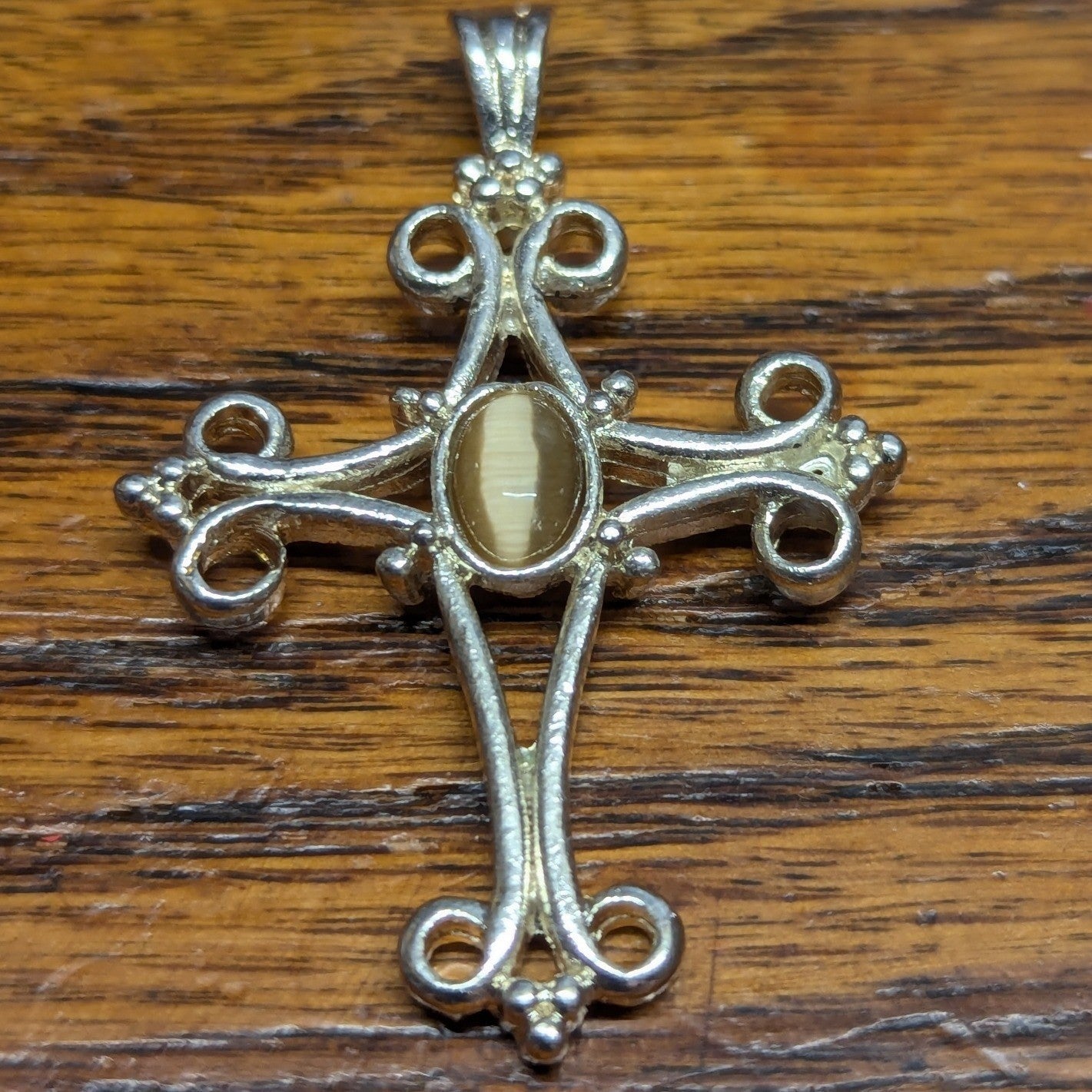 New Filigree Cross Pendant Silver Tone Cats Eye Ornate Charm Religious Jewelry