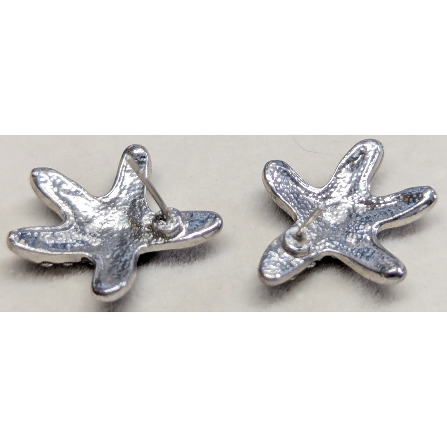 Vtg Black Enamel Rhinestone Stars Starfish Post Earrings Coastal Nautical .75 in