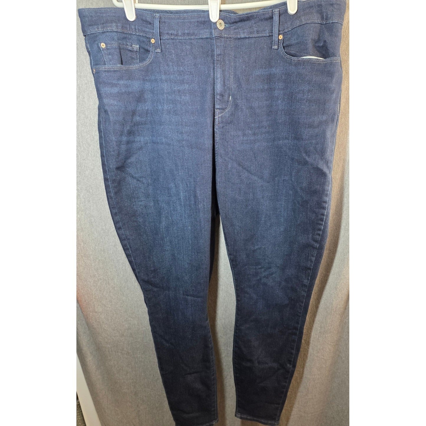 Levi Strauss & Co Signature Jeans Mid Rise Skinny PLus Size 20 M 20M Dark Denim