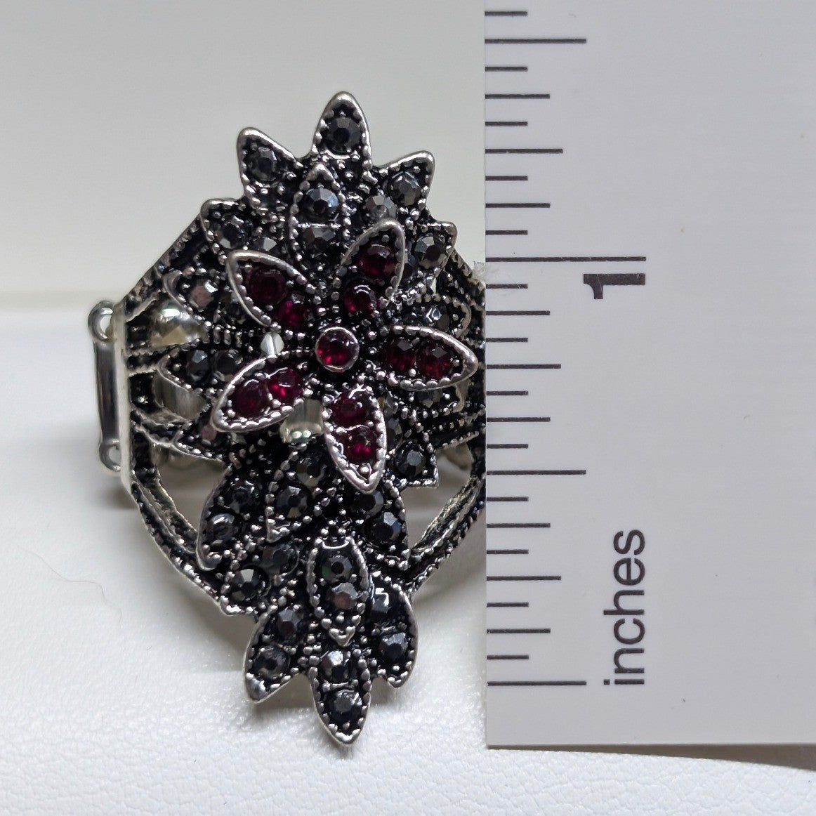 New Flower Statement Ring Black Red Rhinestone Stretch Band PLus Size Chunky