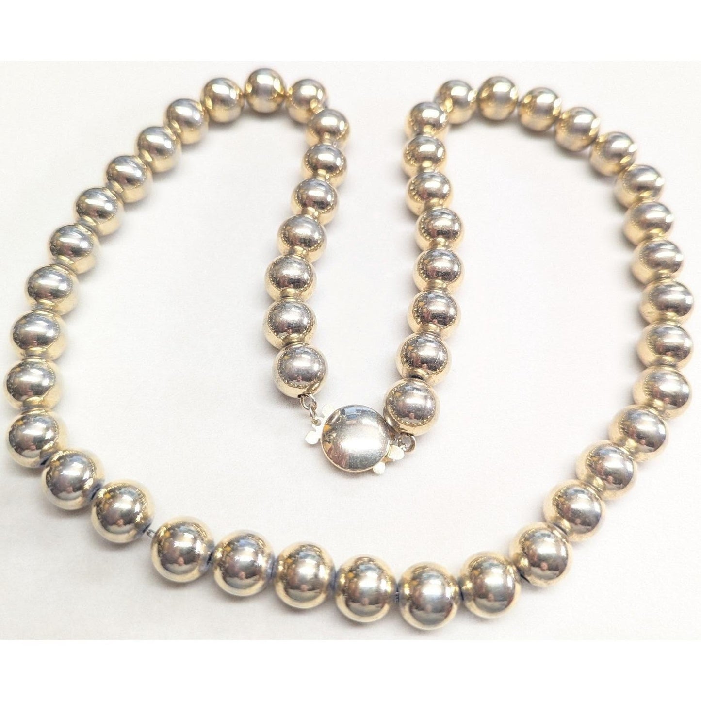 Vintage Goldtone Beaded Necklace Polished Round Ball Beads Strand Chain Classic