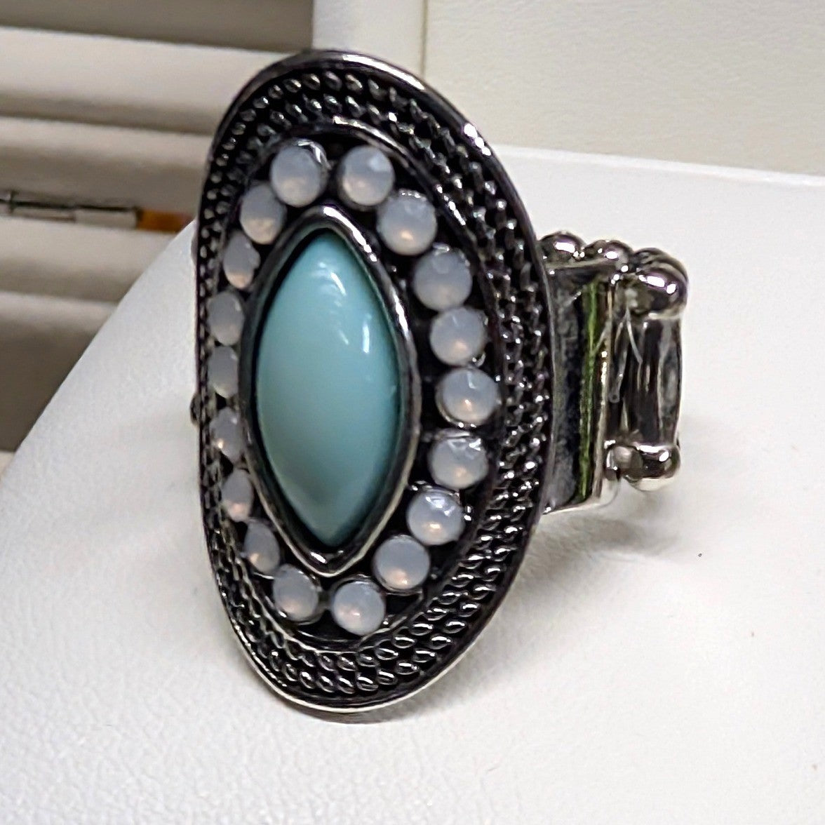 New Oval Turquoise Blue Stone White Halo Ring Silver Tone Stretch Band Boho OSFM