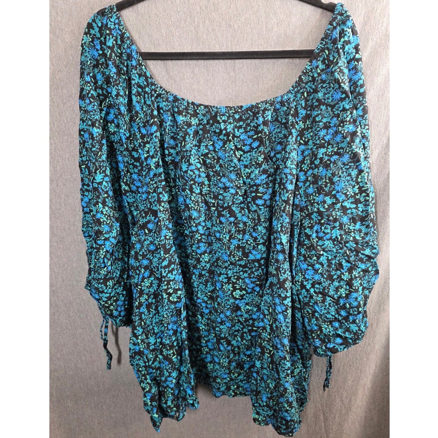 Terra & Sky Off the SHoulder Top Plus Size 4X 28 30 W Black Floral Shirt Blouse