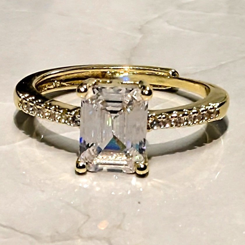 New 14K GP Gold PLated Emerald Cut Cubic Zirconia Ring Size 7 Solitaire Accents