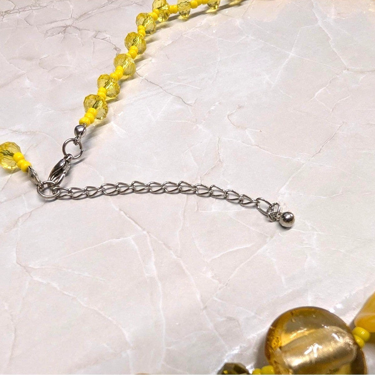 Vintage Yellow Glass Disc Twisted Faceted Crystal Beads Beaded Necklace 29.5"