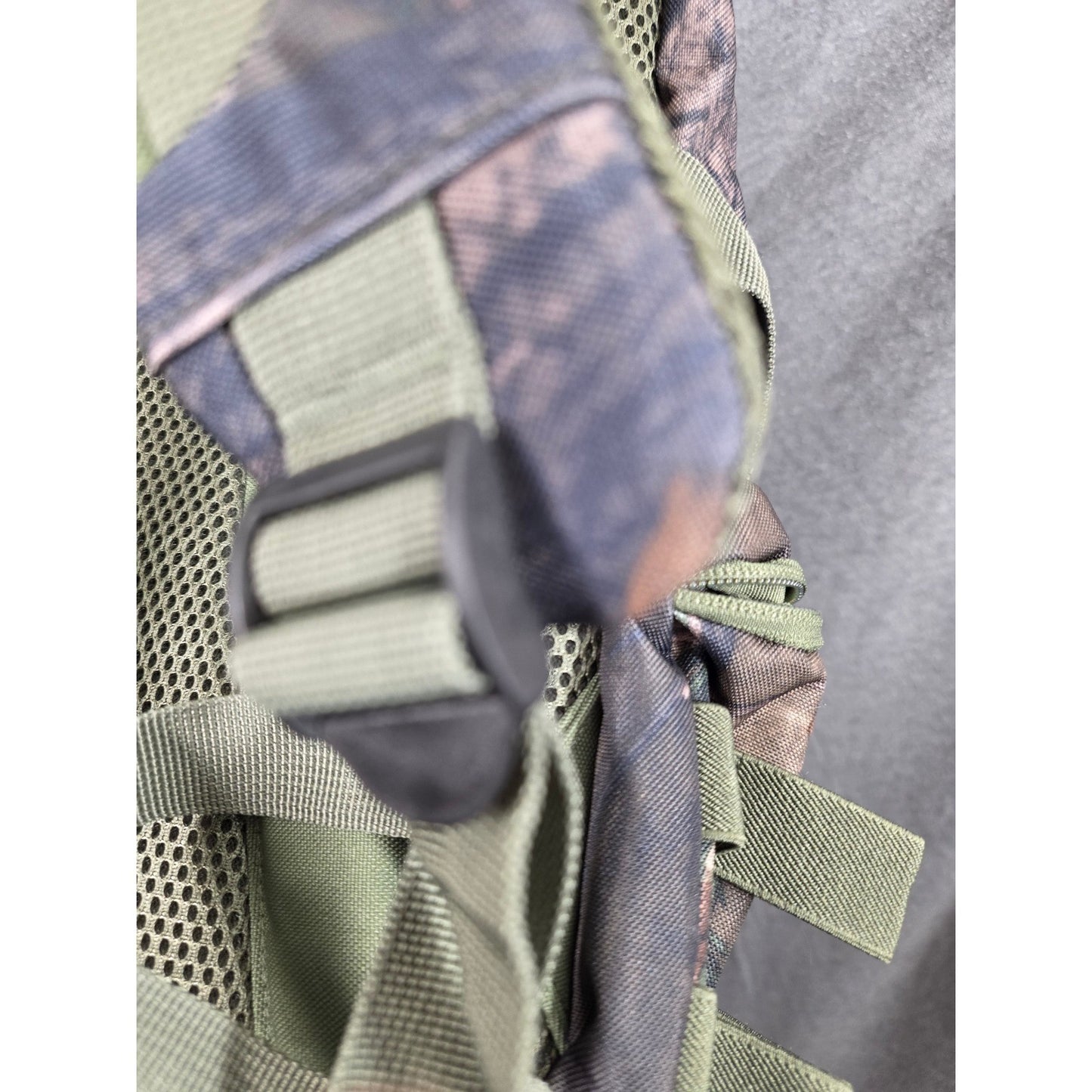 New Camouflage Tactical Backpack Close to Mil Specs Turkey Hunting Forest Camo