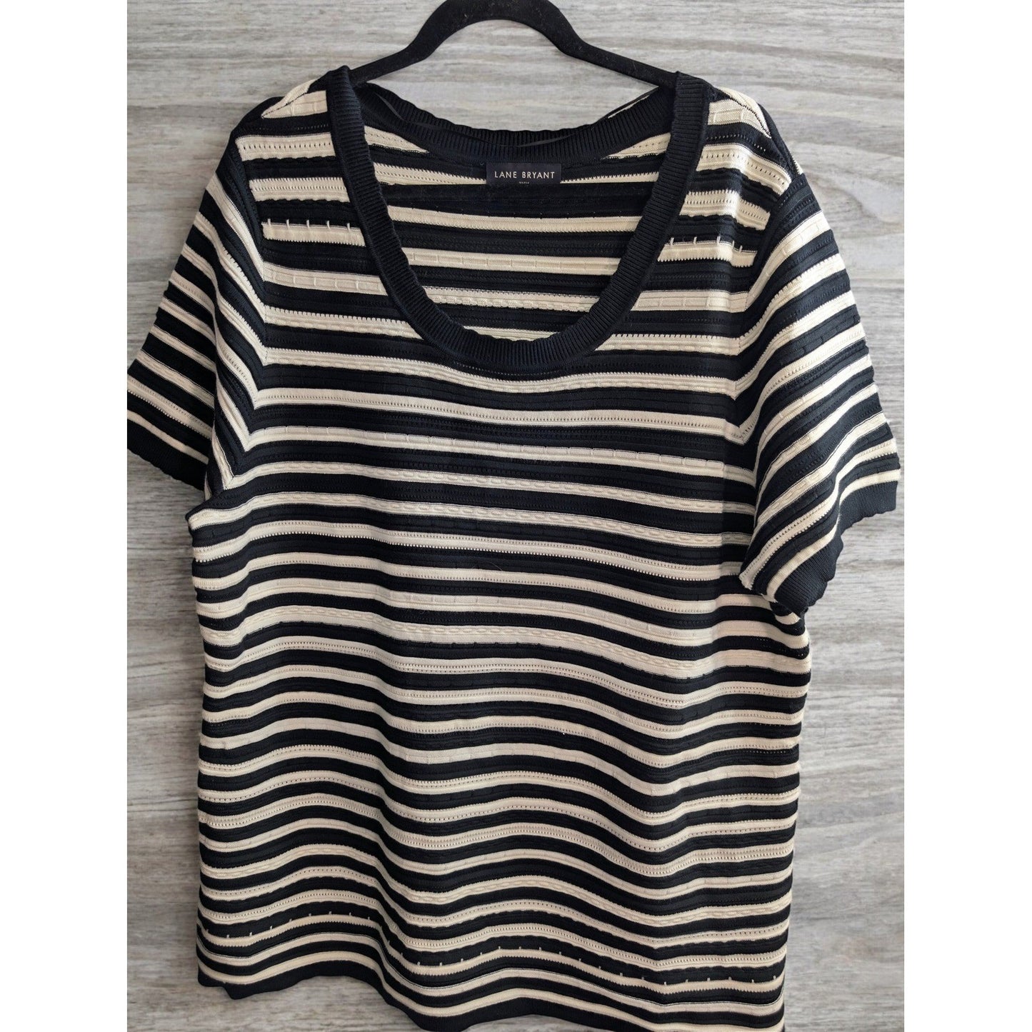 Lane Bryant Top Sweater Plus Size 22/24 22 24 Black White Striped Knit Textured