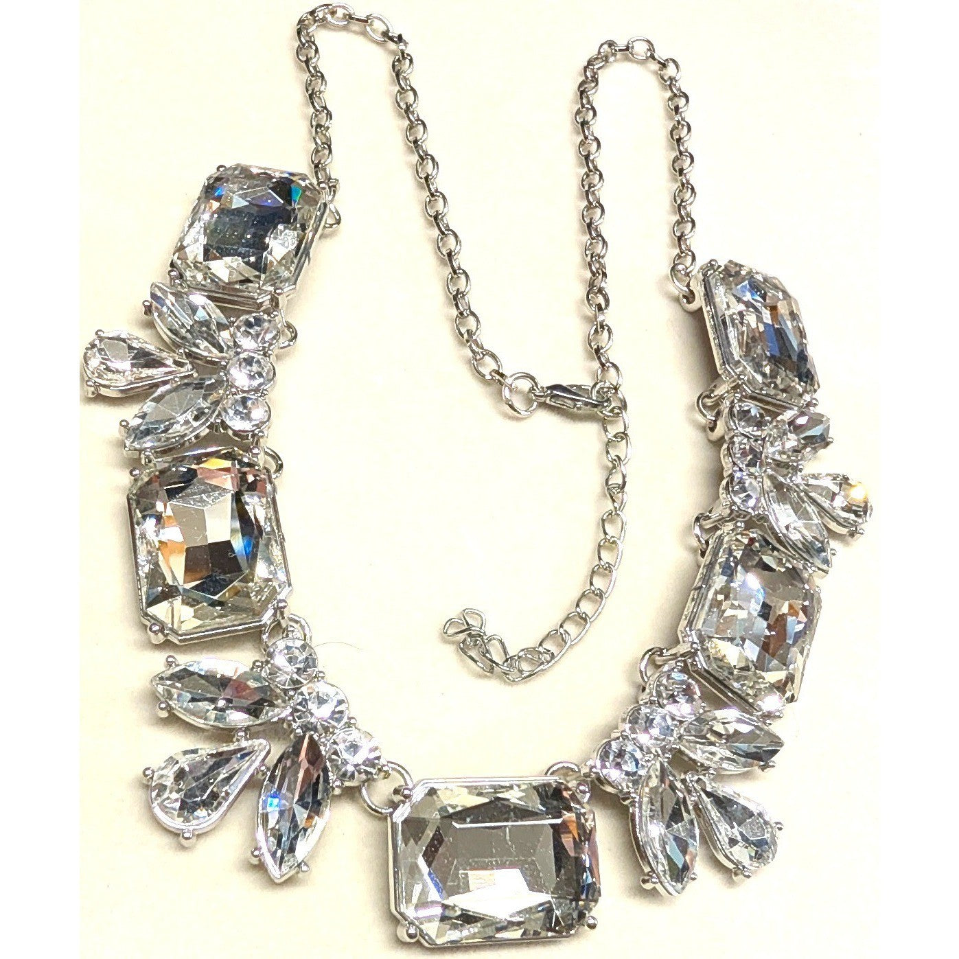 New Chunky Clear Crystal Statement Necklace SilverTone Rhinestones Bib Sparkly