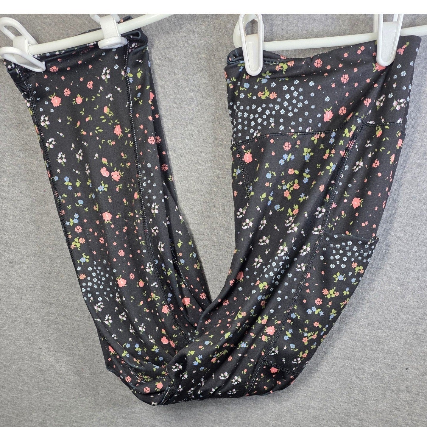 New Aeropostale Floral Leggings Plus Size XL Black High Rise Side Pockets Flower