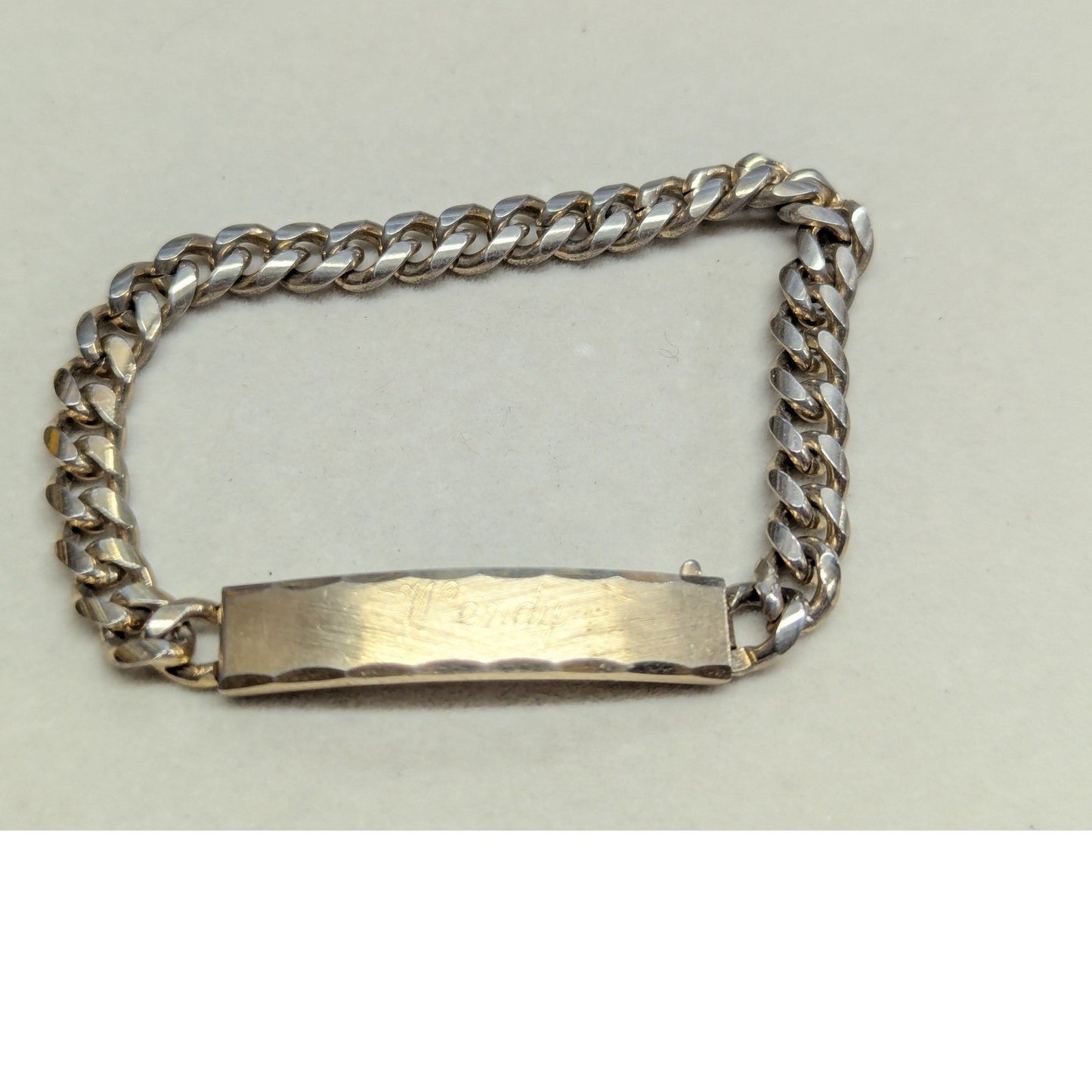 Vintage Speidel USA ID Bracelet 7" Name Wendy Engraved Curb Link Gold Tone