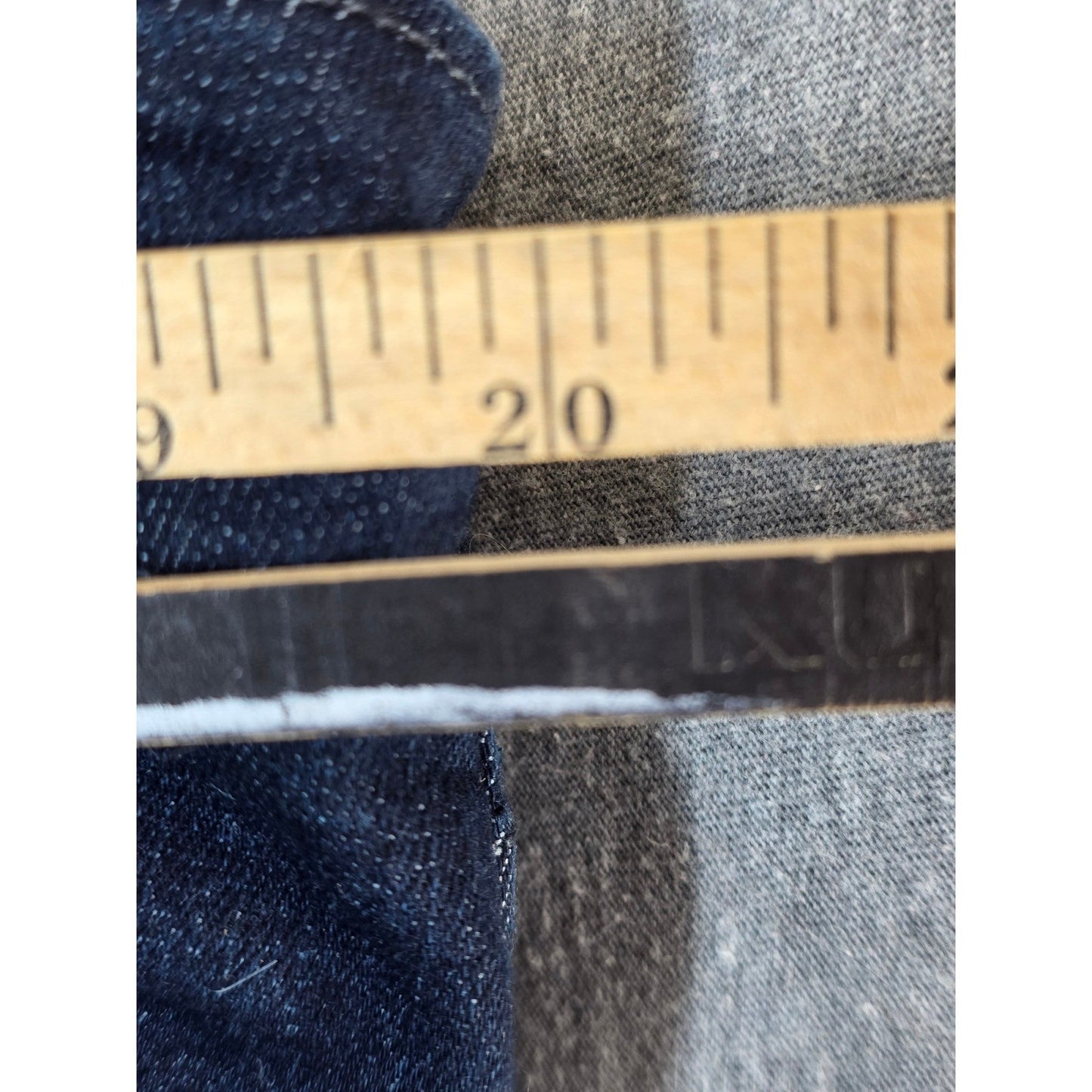Levi Strauss & Co Signature Jeans Mid Rise Skinny PLus Size 20 M 20M Dark Denim