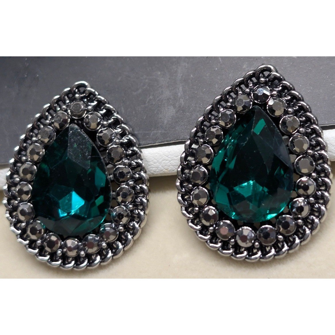 New Earrings Women Green Teardrop Tear Drop Halo Rhinestone Silver Tone Studs