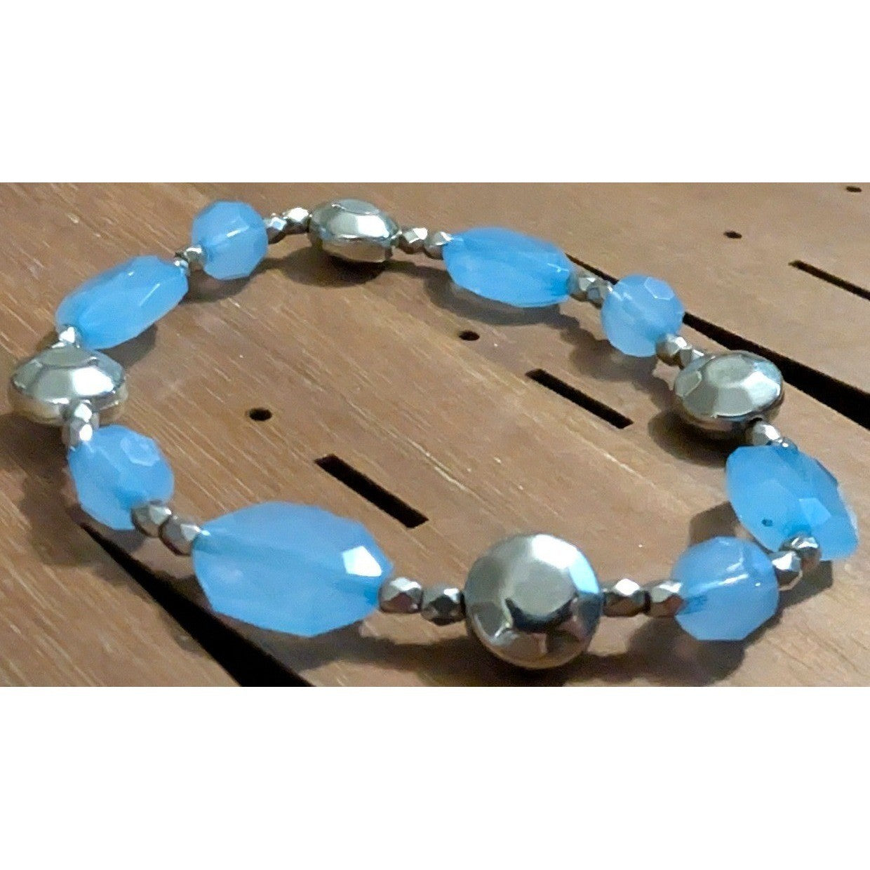New Faceted Blue Beaded Silver Tone Beads Stretch Bracelet Stackable