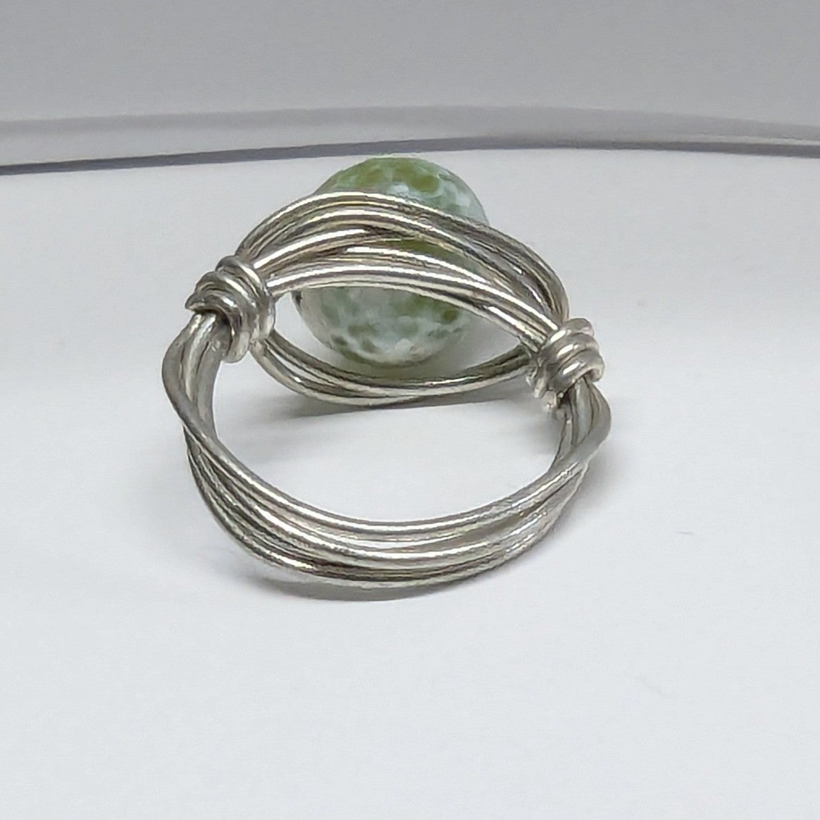 Handmade Wire Wrapped Ring Womens Size 6.5 Green White Agate Spinning SilverTone