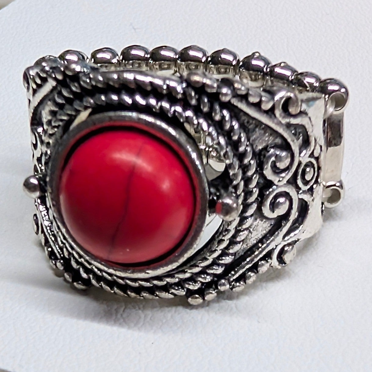 New Ring Red Black Silvertone Filigree Stretch Band Round Marbled Cabochon Stone