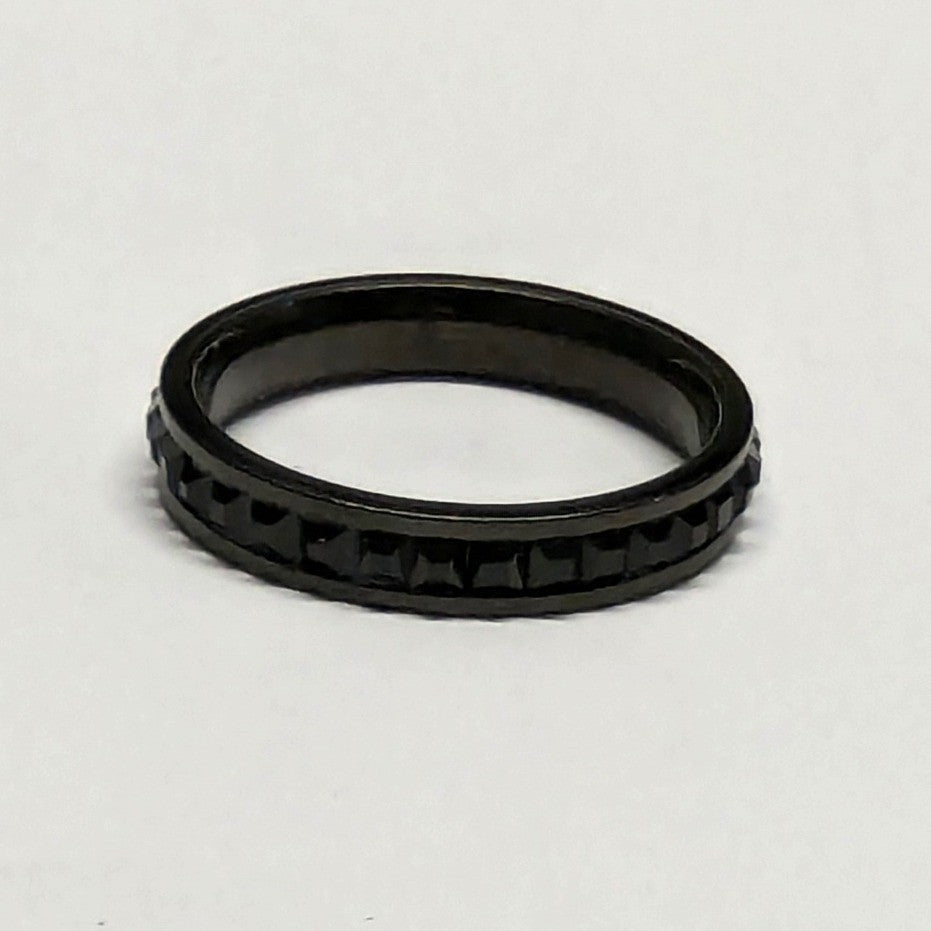 New Eternity Band Ring PLus Size Size 9 Black Crystal Rhinestone Thumb