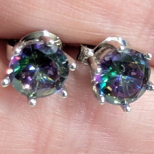 New Mystic Stud Earrings Iridescent Round Silvertone Jewelry Store Quality