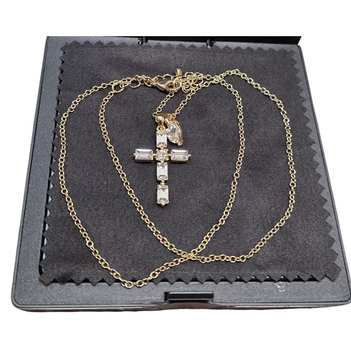 New Gift Box Gold PLated Cubic Zirconia CZ Cross Heart Pendants Necklace Charm