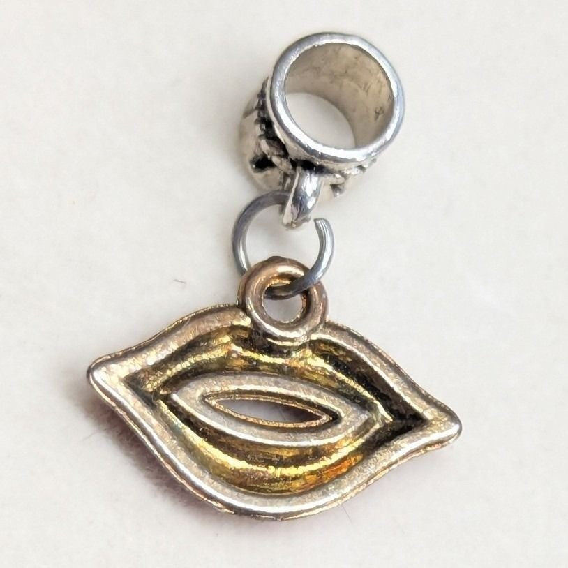 Vintage Red Lips Enamel Dangle Charm Pendant Mouth Silver Gold Tone European