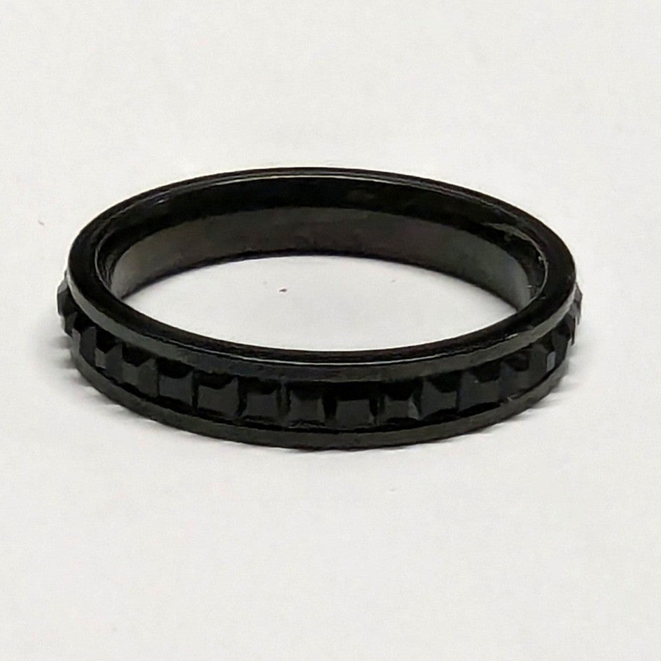 New Eternity Band Ring PLus Size Size 9 Black Crystal Rhinestone Thumb