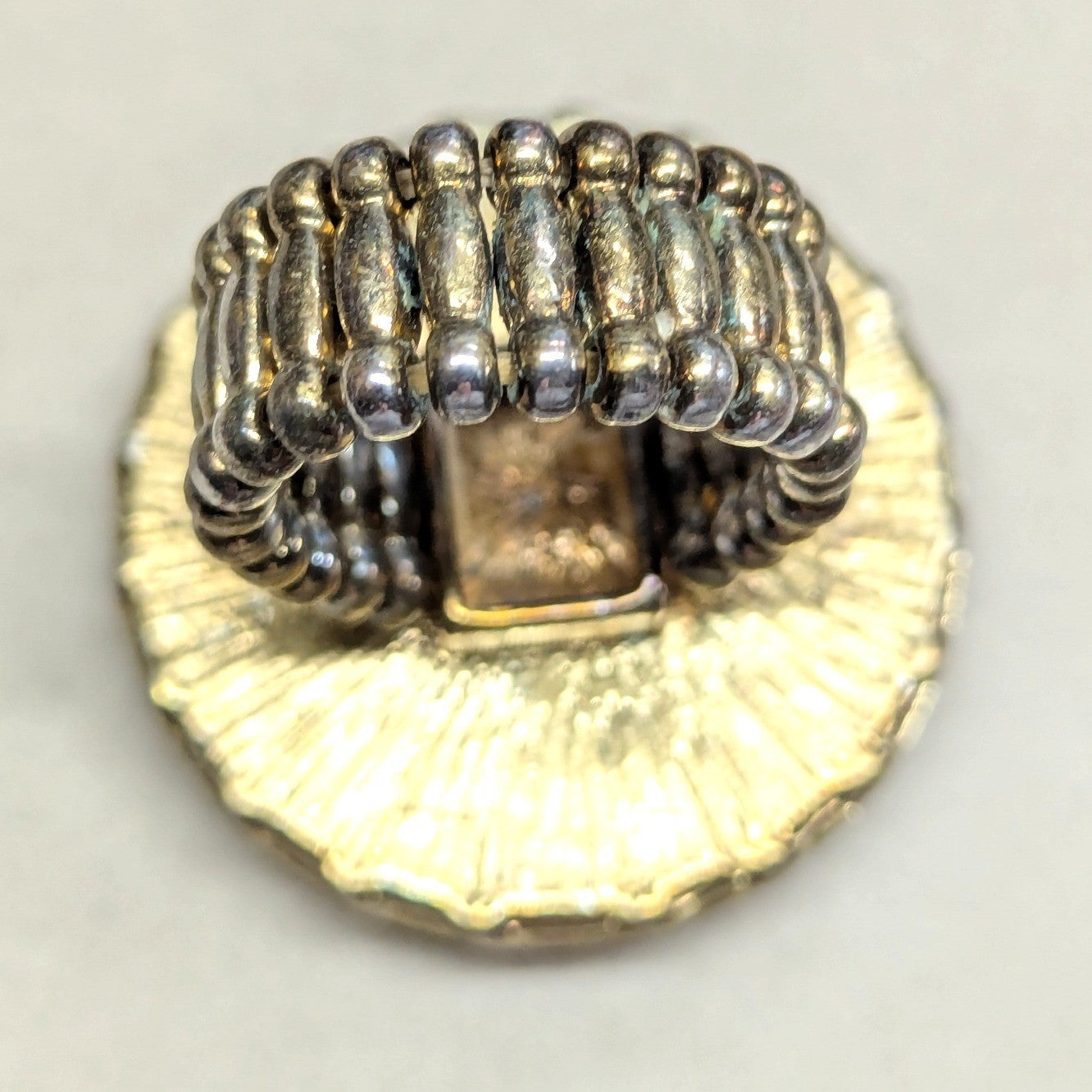 Vintage Geometric Glass Cabochon Cocktail Stretch Ring Red Gold Tone Band Round