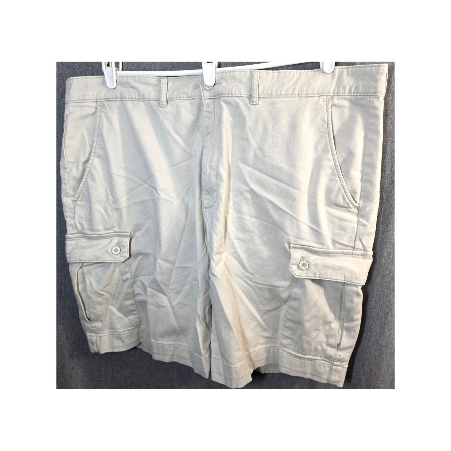 St Johns Bay Cargo Shorts Big Mens Plus Size 42 Beige Pockets Khaki Stretch