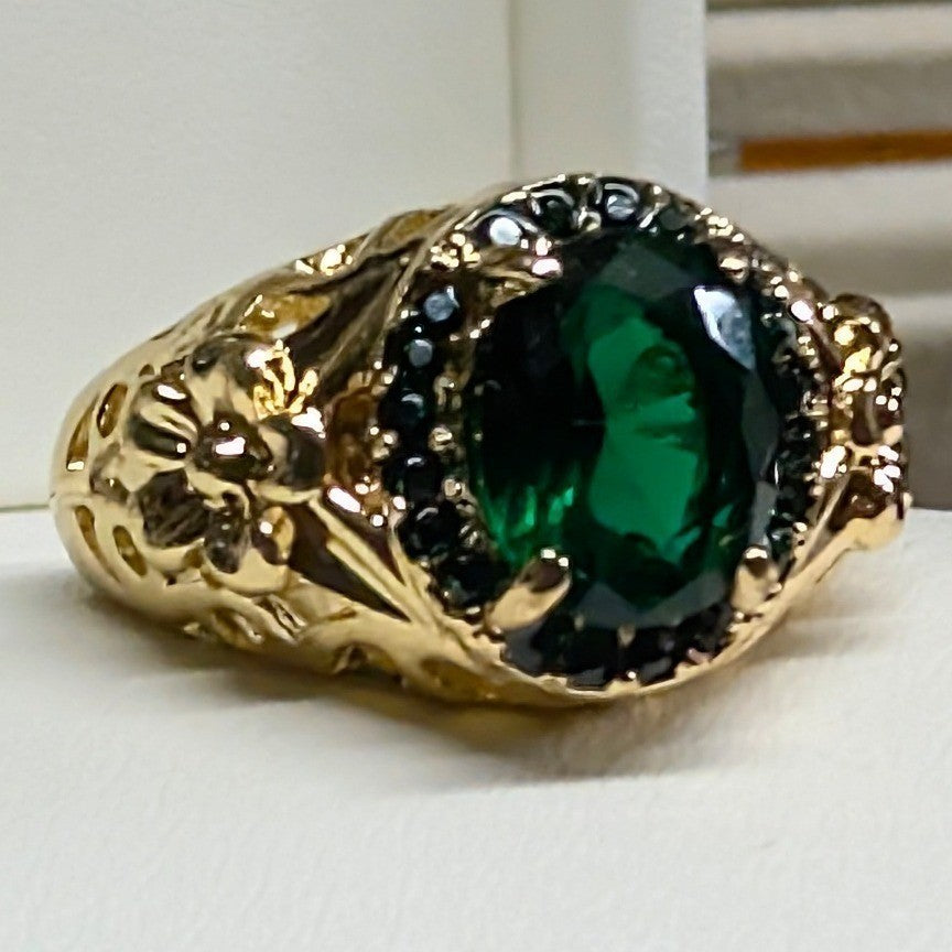 New GoldTone Green Stone Oval Cut Statement Ring Size 7.5 Filigree Band Chunky