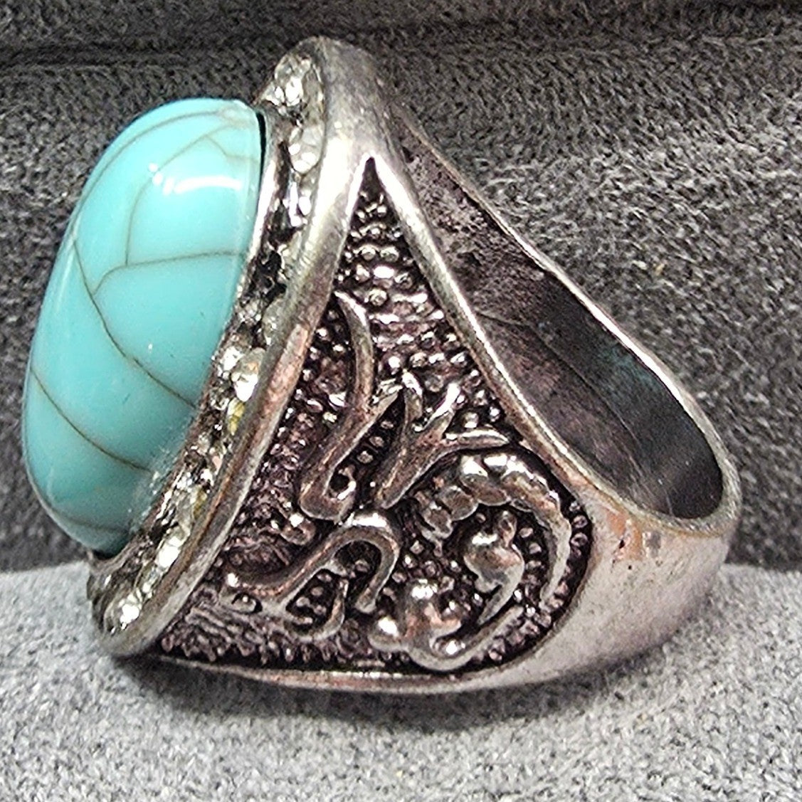 New Chunky Faux Turquoise Cabochon Ring Size 9.5 SilverTone Clear Rhinestones