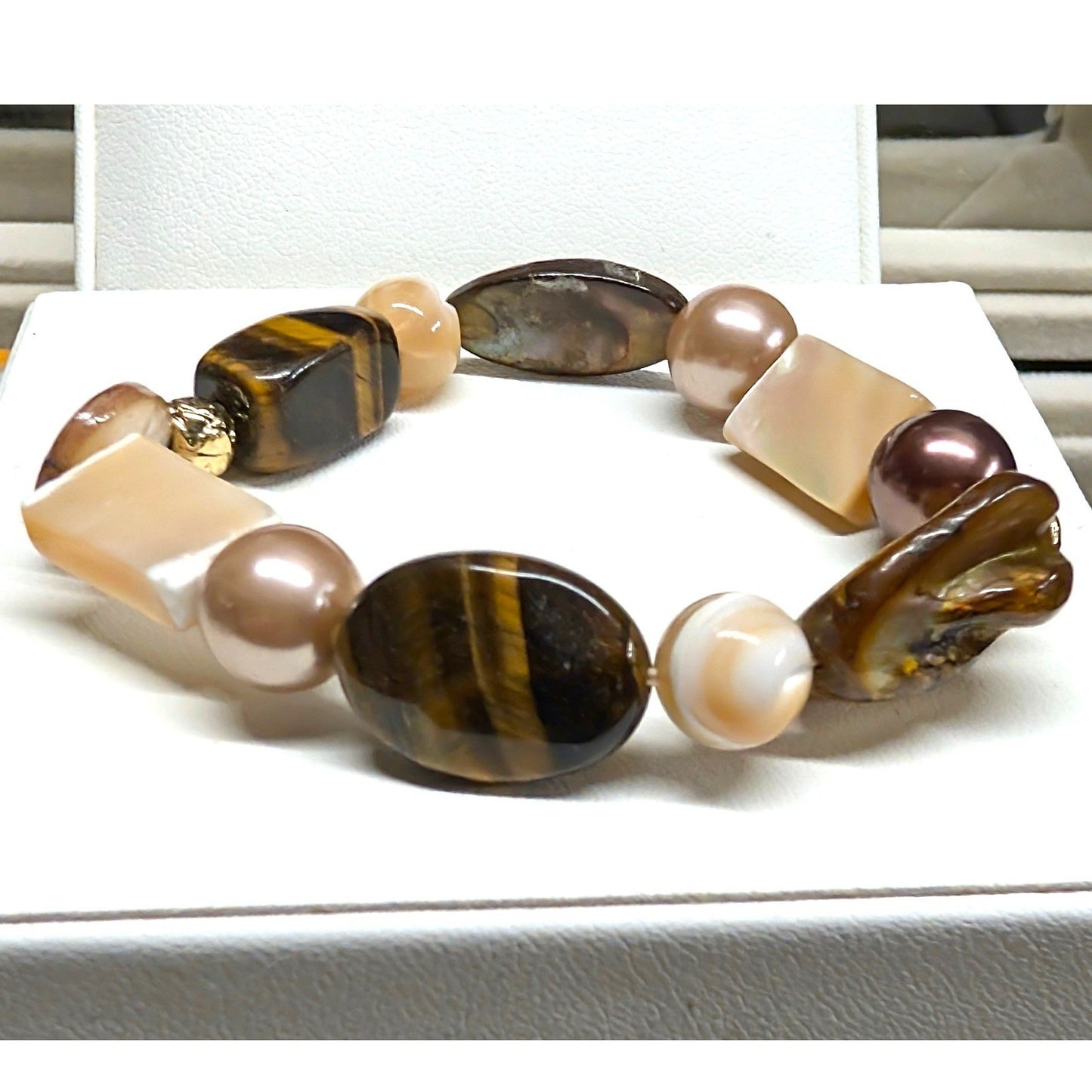 Vintage Tiger Eye Mother of Pearl Stretch Bracelet Brown Earthy Beaded Beads