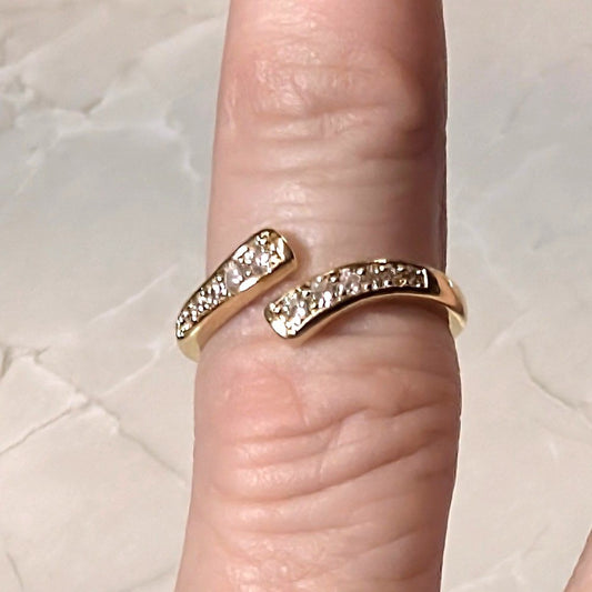 New Cubic Zirconia CZ 14K GP Gold PLated Bypass Ring Band Size 3.25 Sparkly Wrap
