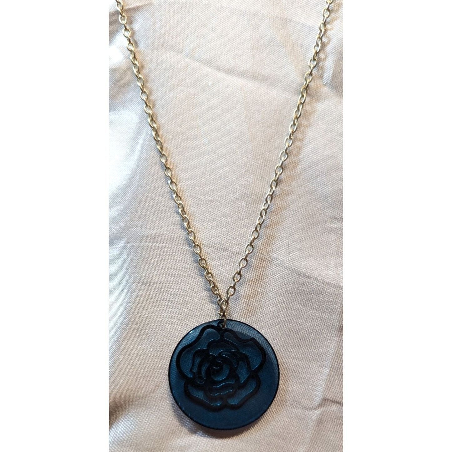 Rose Pendant Necklace Blue Silver Tone Filigree Flower Round Medallion Vintage