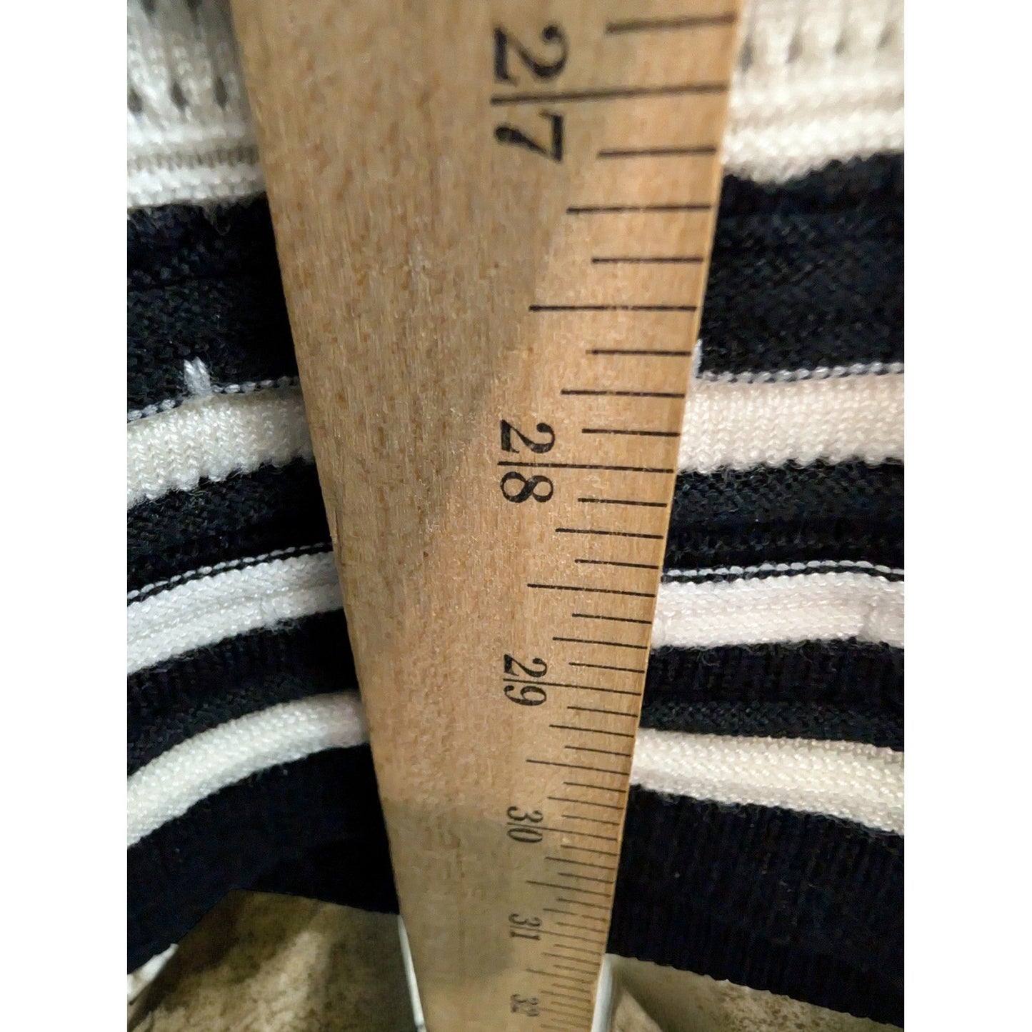 Lane Bryant Top Sweater Plus Size 22/24 22 24 Black White Striped Knit Textured