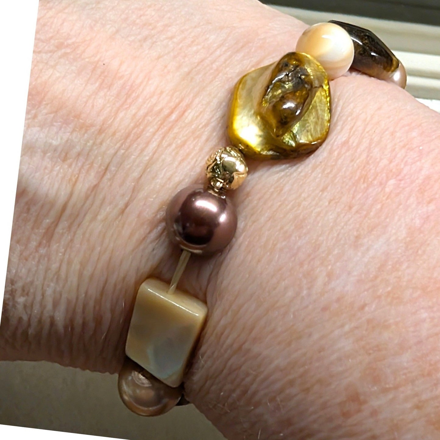 Vintage Tiger Eye Mother of Pearl Stretch Bracelet Brown Earthy Beaded Beads