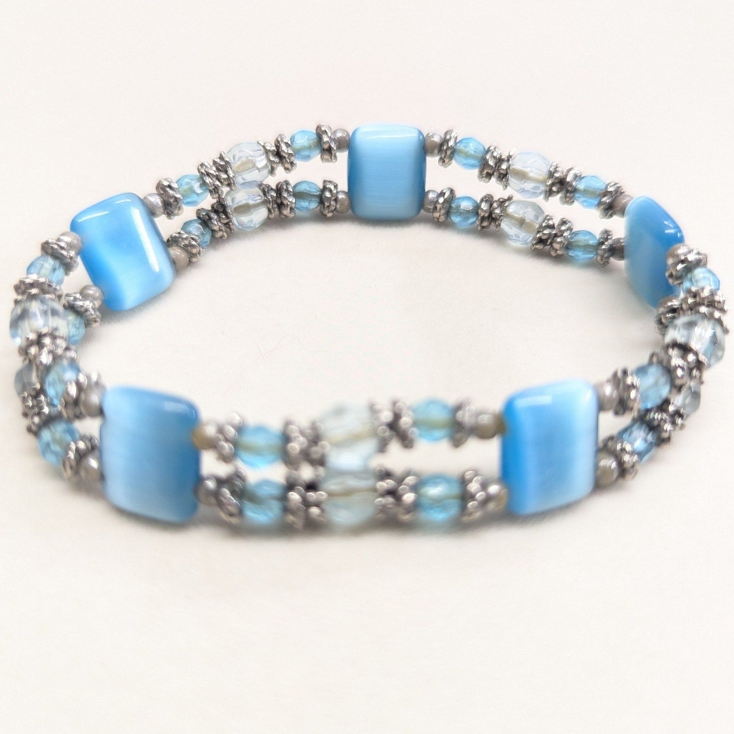 Vintage Beaded Stretch Bracelet Blue Cats Eye 2 Strand SilverTone Clear Beads