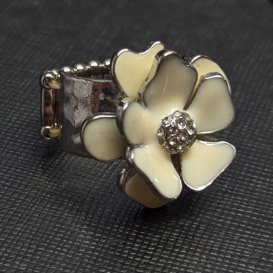 New Flower Ring Off White Enamel Silver Tone Stretch Band Enamel Rhinestones