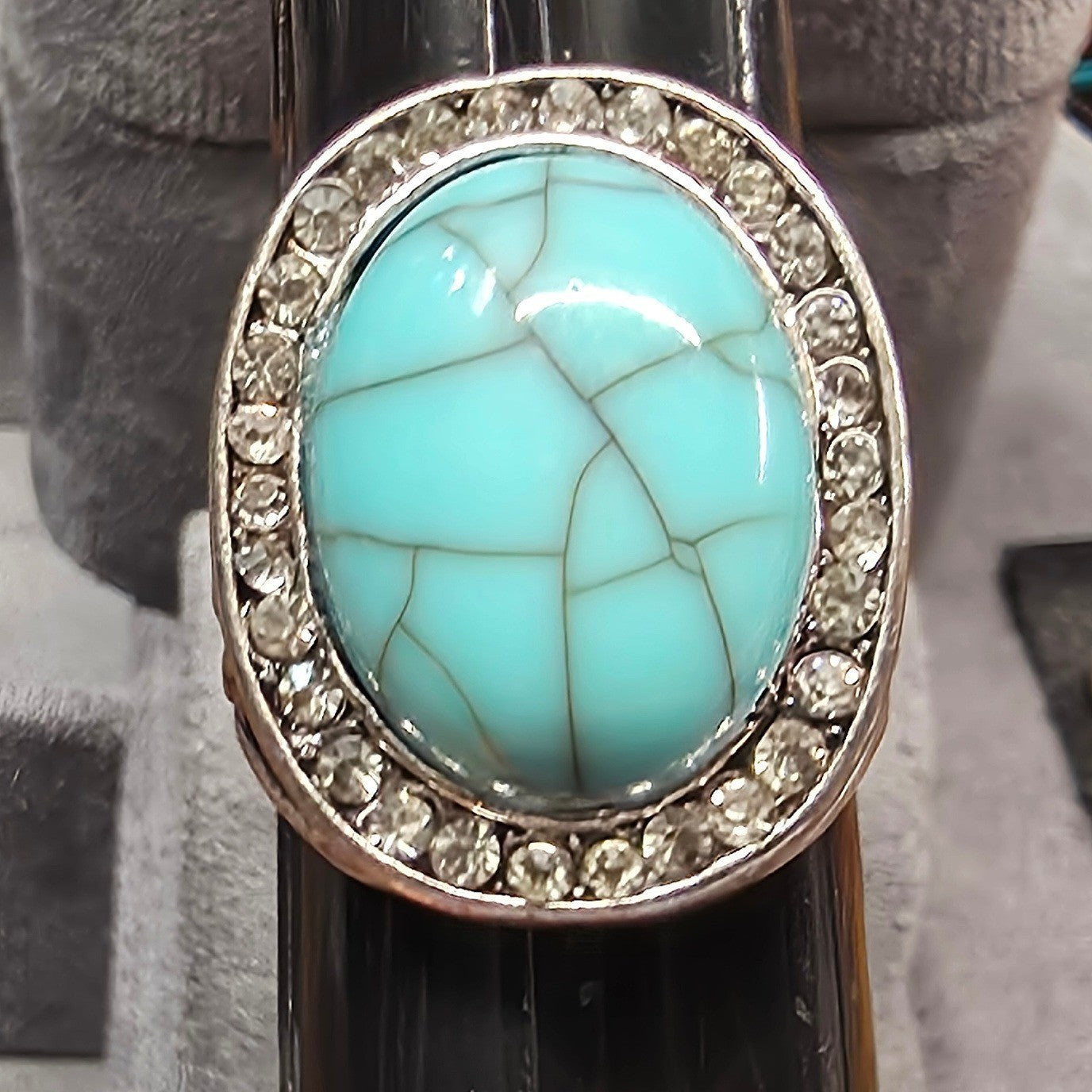 New Chunky Faux Turquoise Cabochon Ring Size 9.5 SilverTone Clear Rhinestones