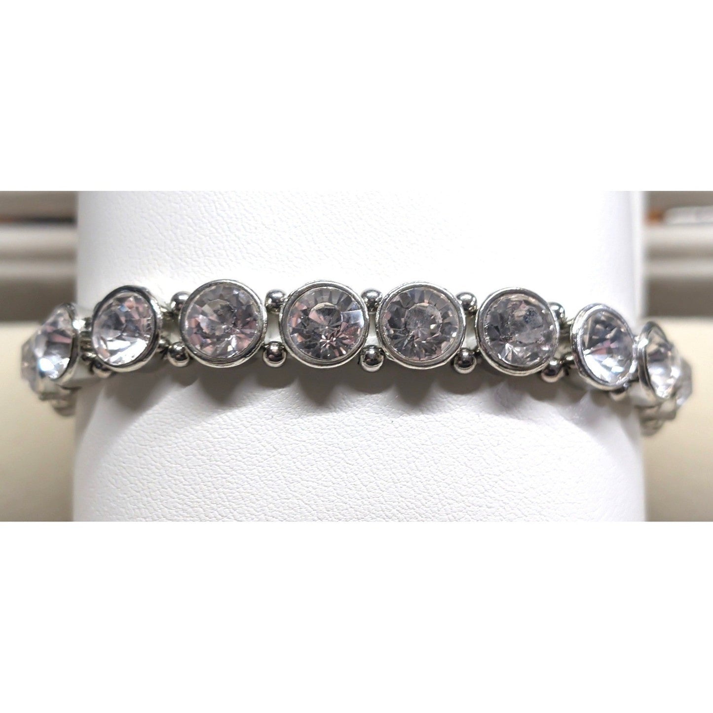 New Clear Crystal Stretch Bracelet SilverTone Rhinestone Bezel Set Round Sparkle