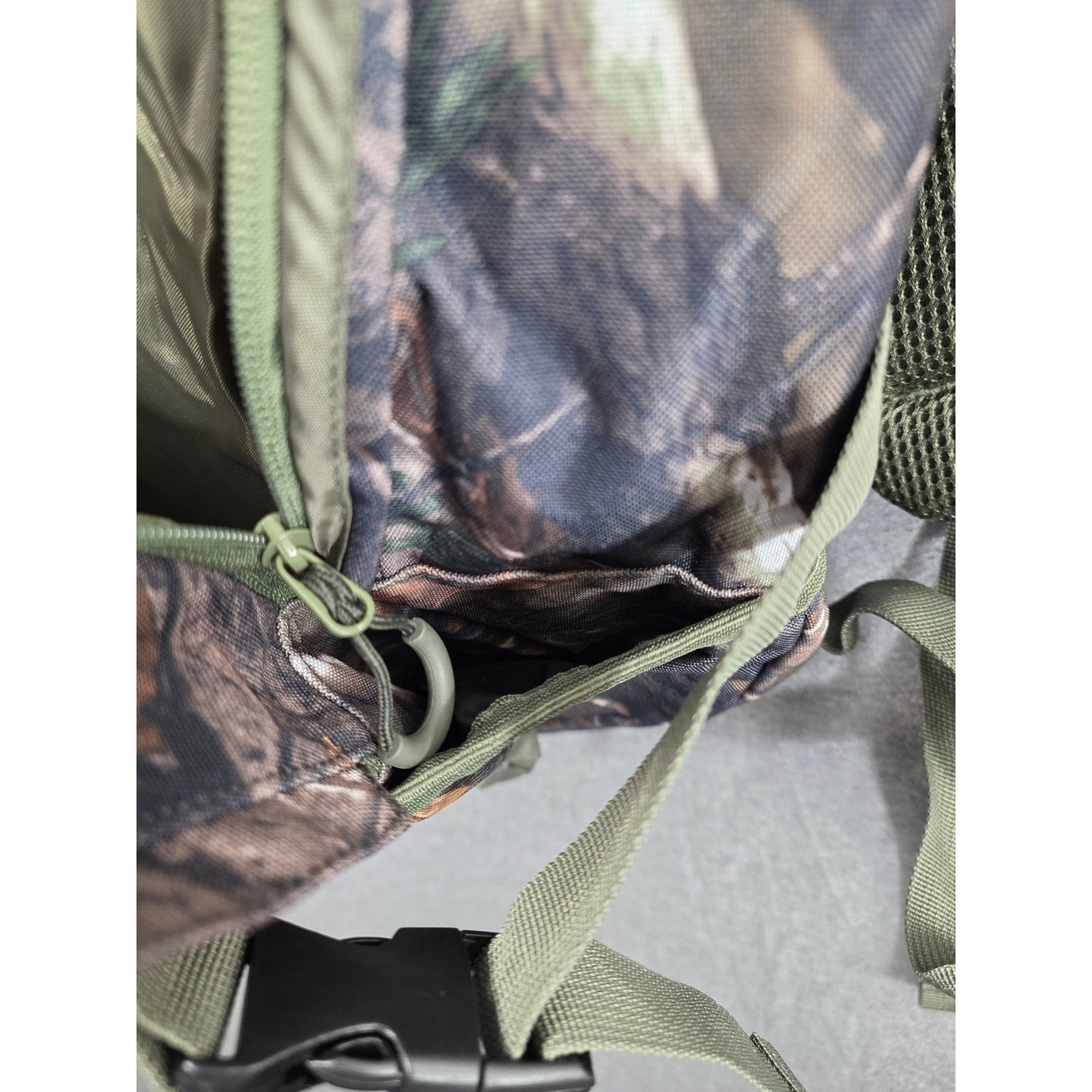 New Camouflage Tactical Backpack Close to Mil Specs Turkey Hunting Forest Camo