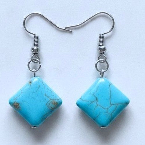 New Vintage Faux Turquoise Rhombus Dangle Earrings OS Blue Southwestern