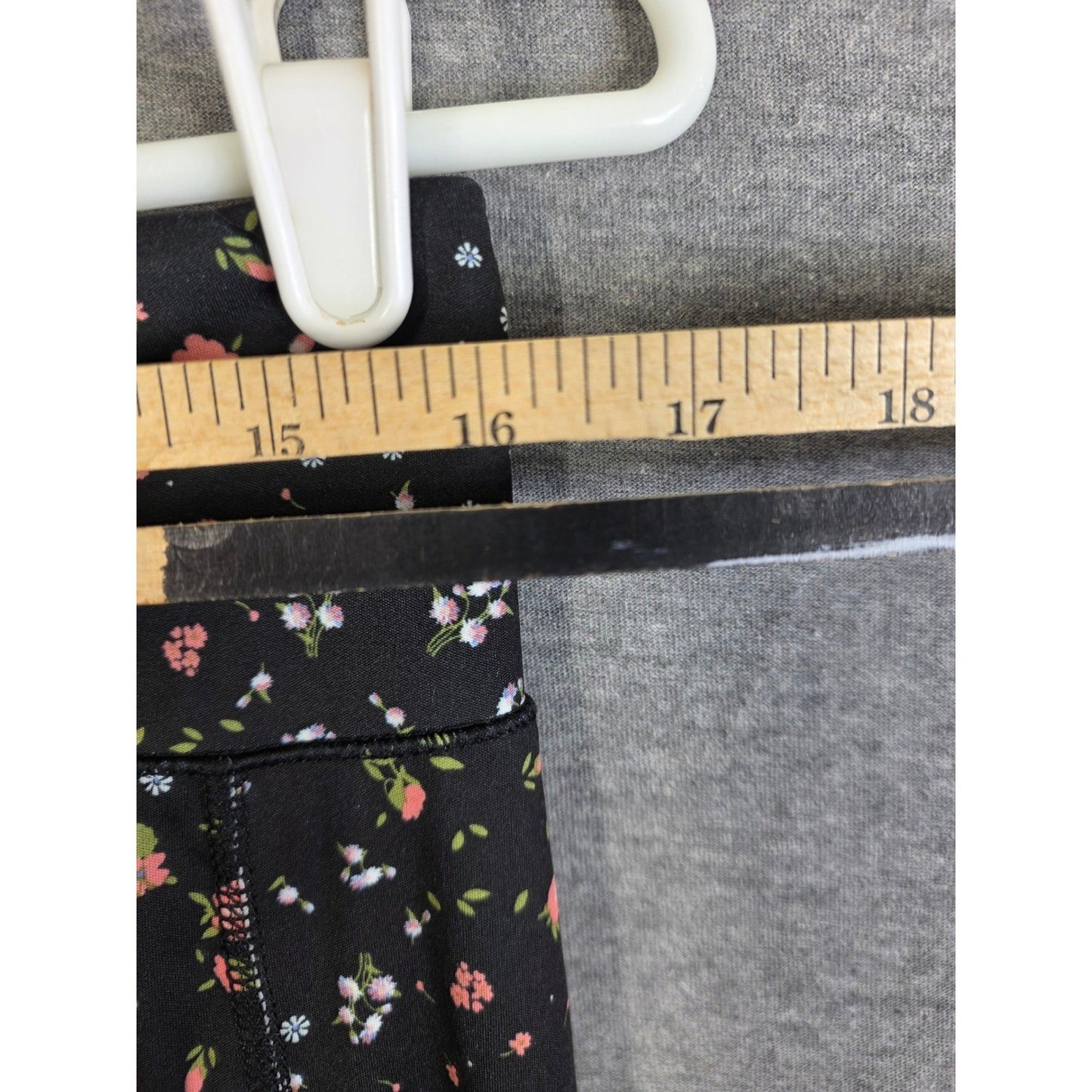 New Aeropostale Floral Leggings Plus Size XL Black High Rise Side Pockets Flower