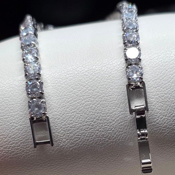 New Tennis Bracelet 7.5 in Silver Plated Round Cut 5A AAAAA CZ Cubic Zirconia