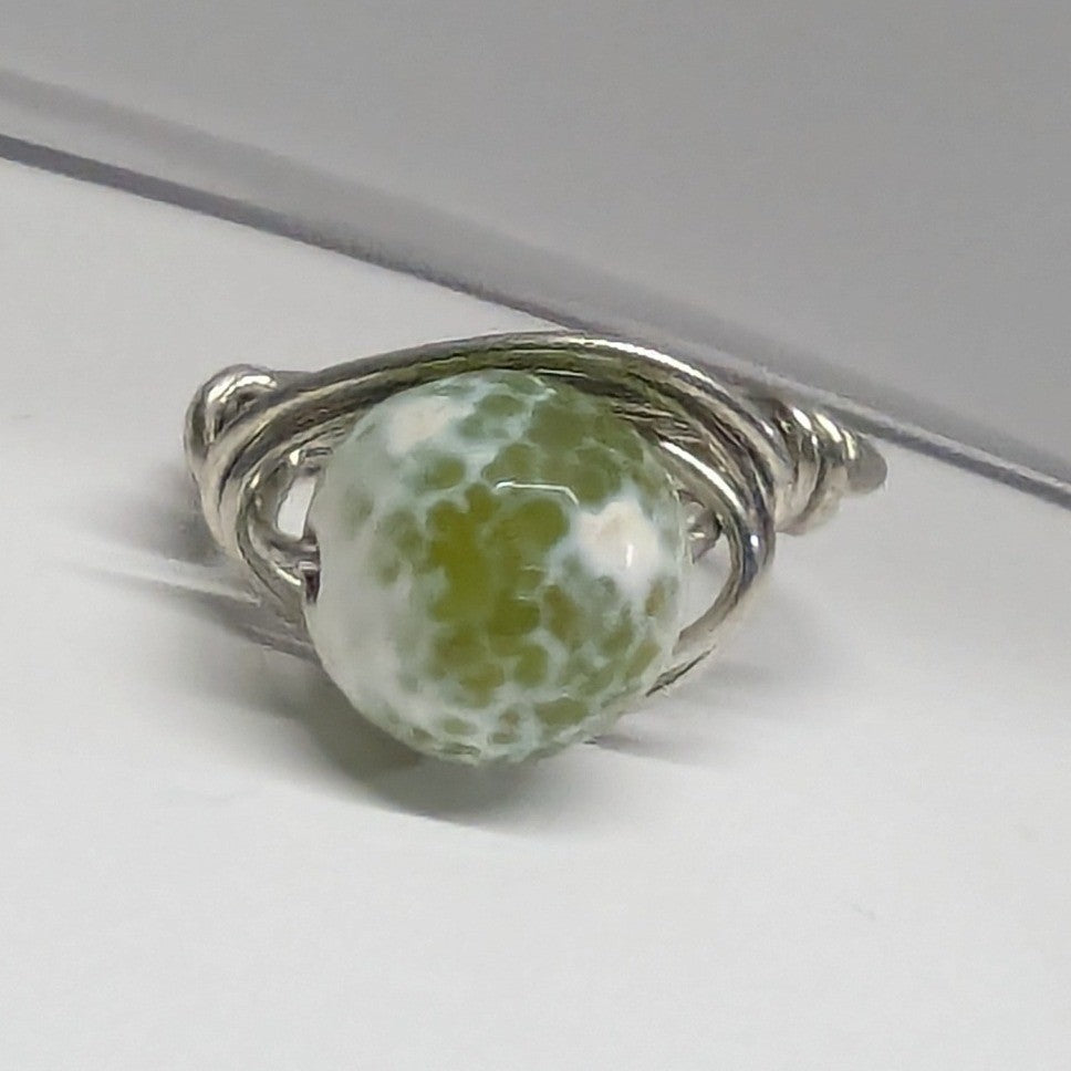 Handmade Wire Wrapped Ring Womens Size 6.5 Green White Agate Spinning SilverTone