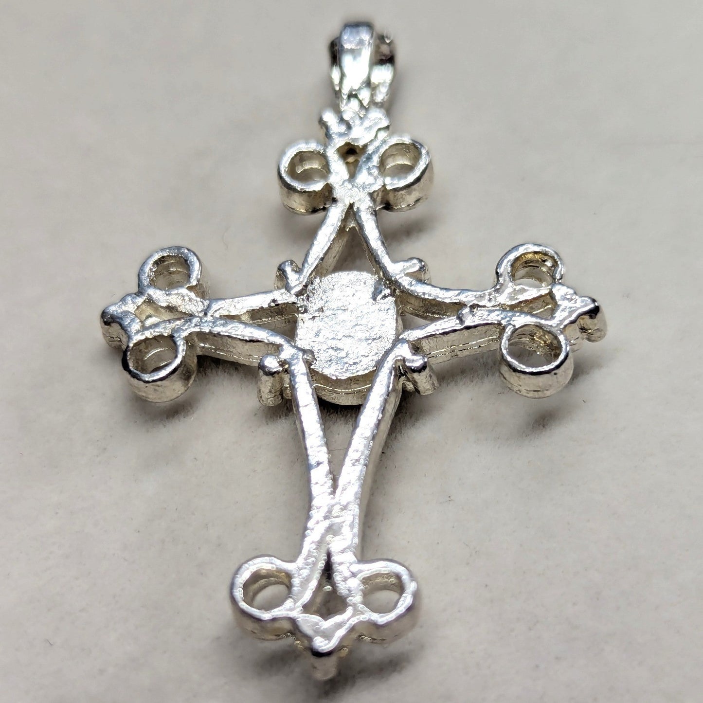 New Filigree Cross Pendant Silver Tone Cats Eye Ornate Charm Religious Jewelry