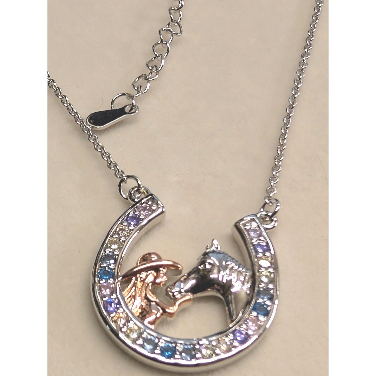 NEW Just A Girl Who Loves Horses Necklace Silver Rose Tone Horseshoe Rhinestone