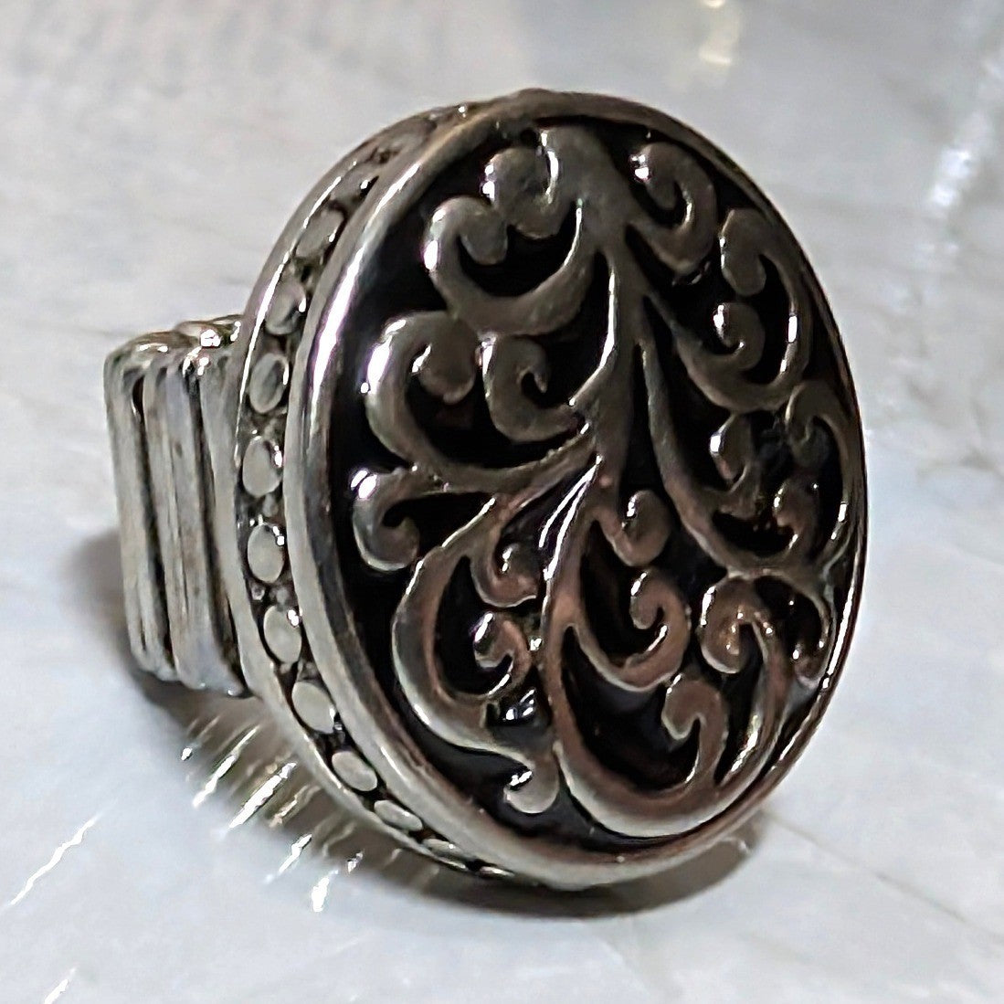 Vintage Stretch Band Ring SilverTone Black Enamel Filigree Scroll Oval Statement