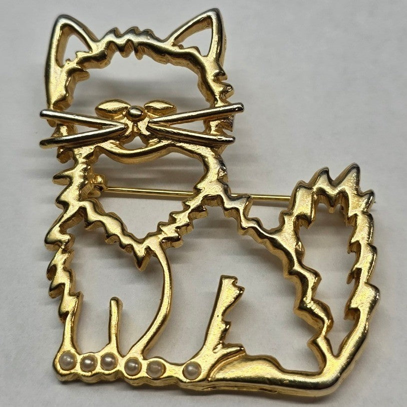 Vtg Casual Corner Kitty Cat Kitten Feline Jewelry Brooch Pin GoldTone Whiskers