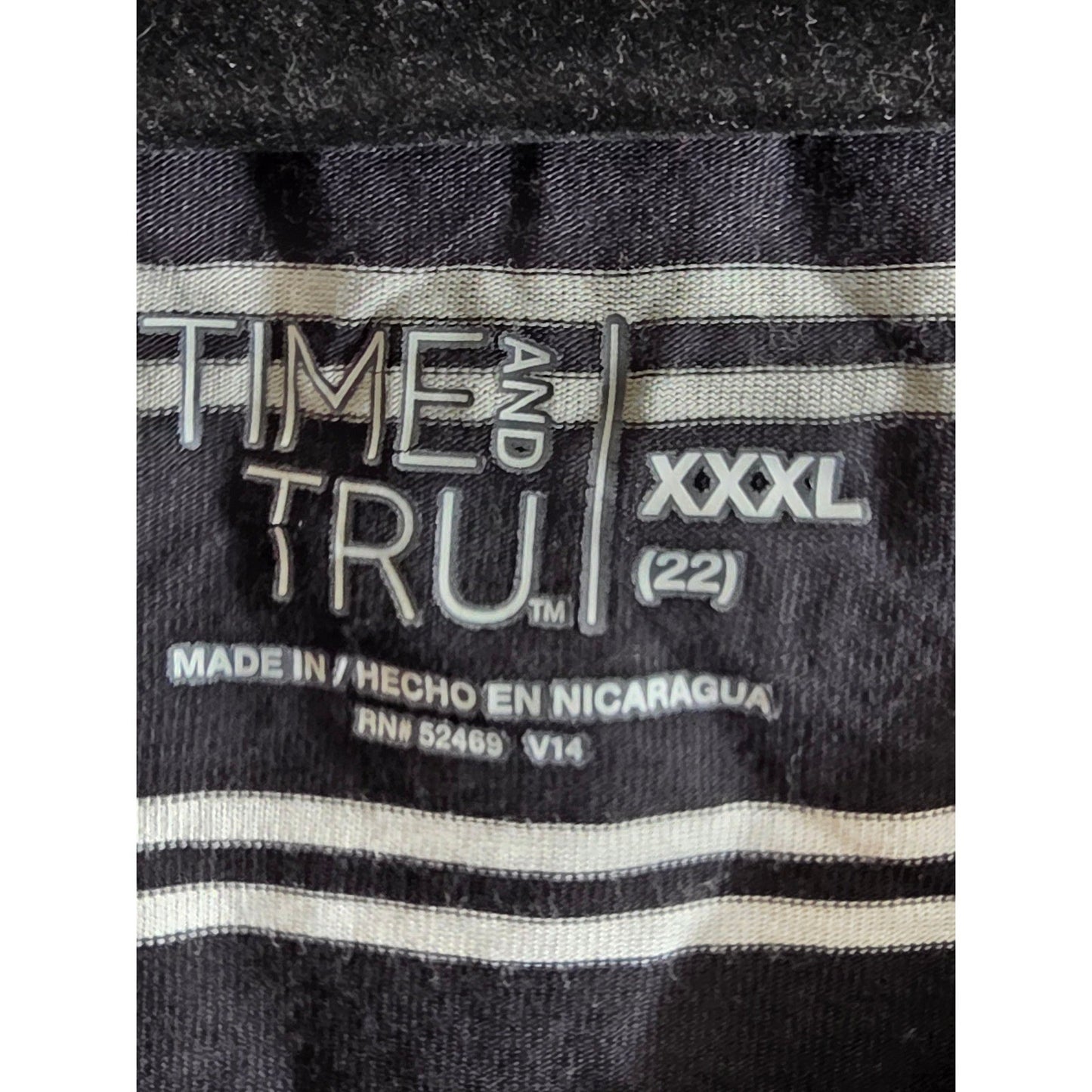 Time and Tru Striped V-Neck T-Shirt Womens XXXL 22 Black White Short Sleeves