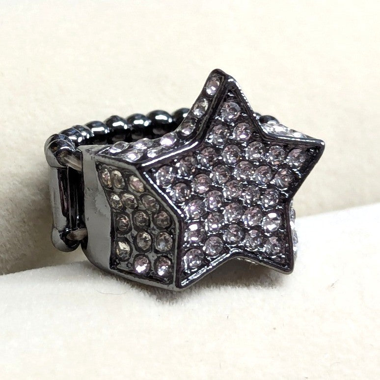 New Star Clear Rhinestone Ring Black Gunmetal Stretch Band Pave