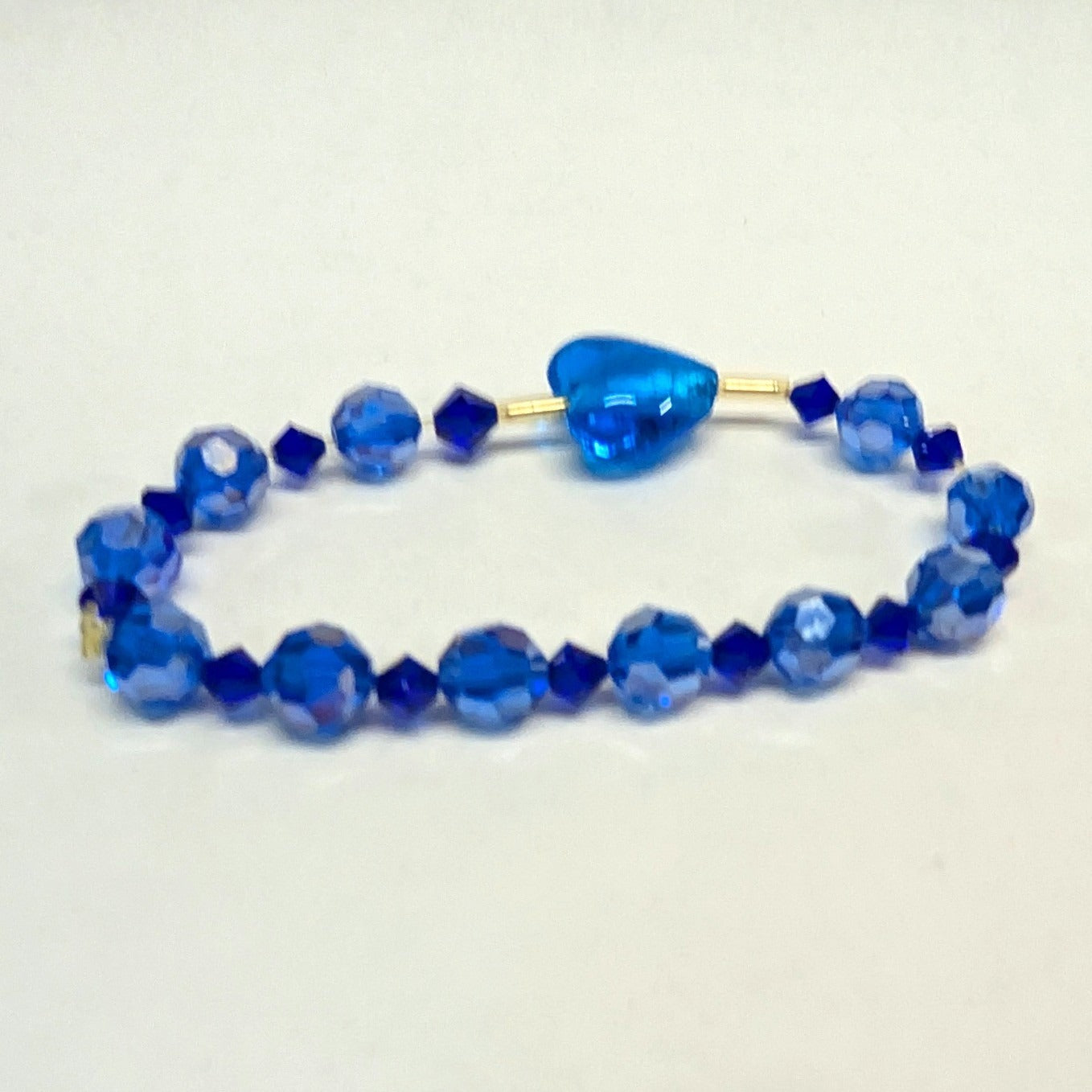 Vintage Beaded Bracelet Cold Cobalt Blue Faceted Glass Heart Stretch Sparkly