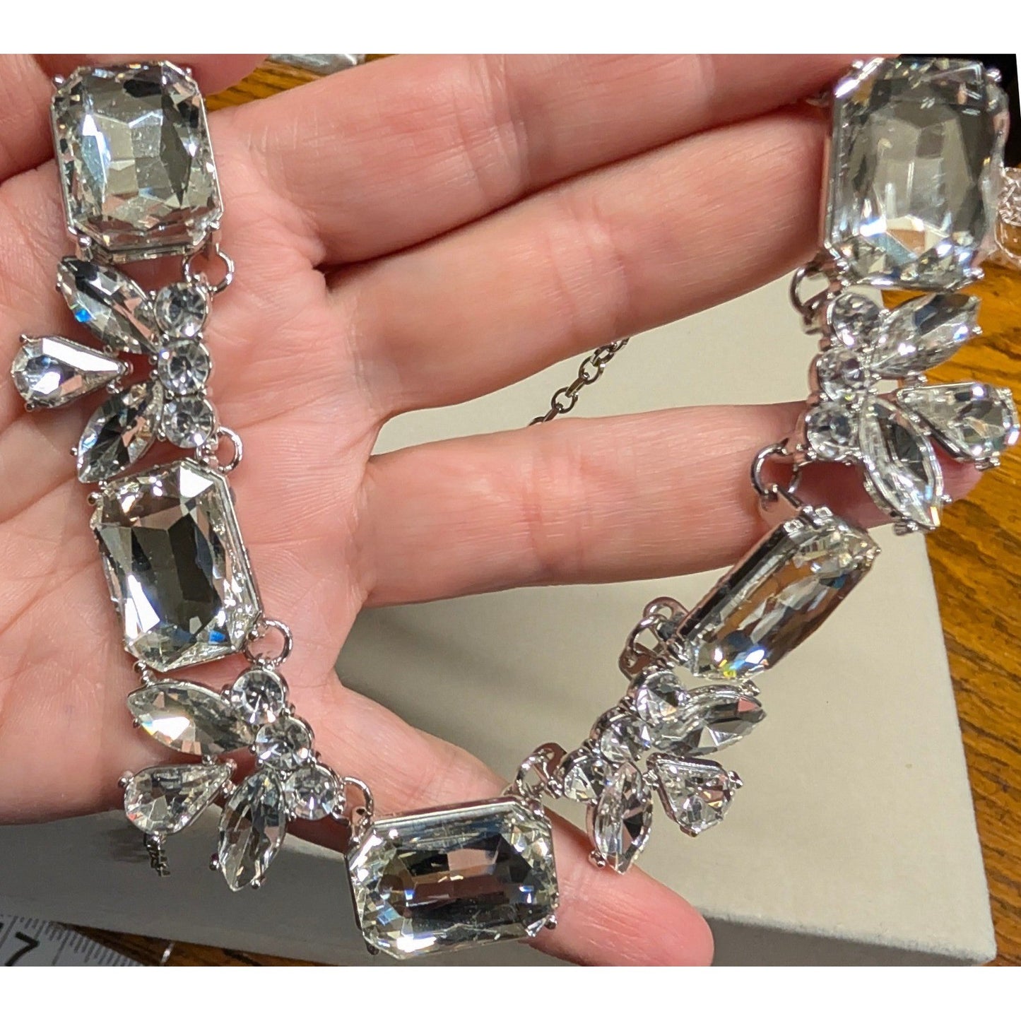 New Chunky Clear Crystal Statement Necklace SilverTone Rhinestones Bib Sparkly